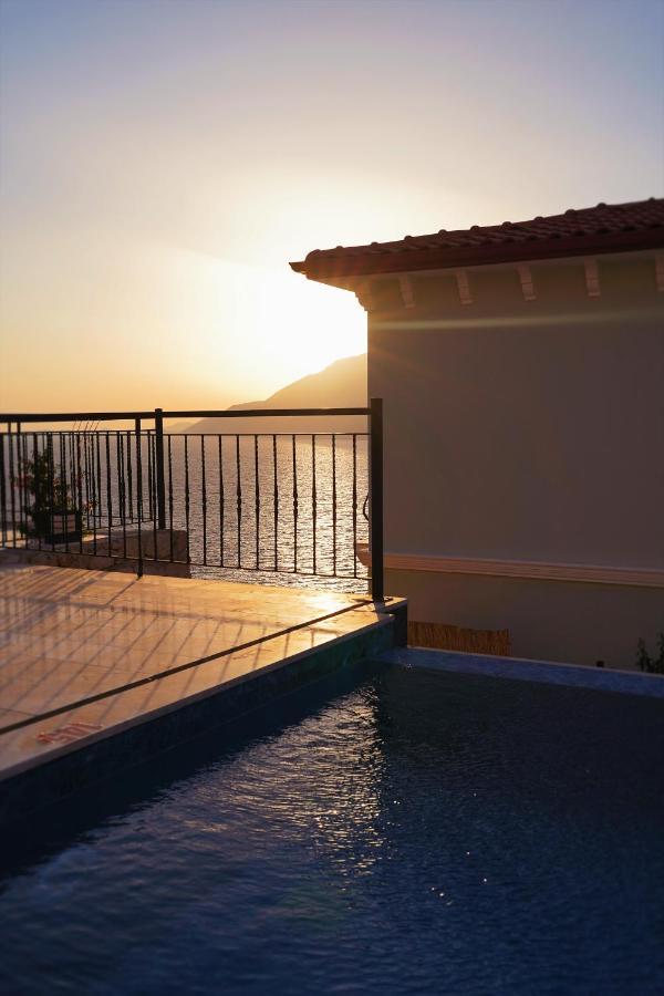 Hotel Guemues Yazar 3*