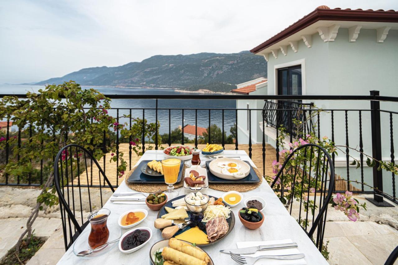 Hotel Guemues Yazar